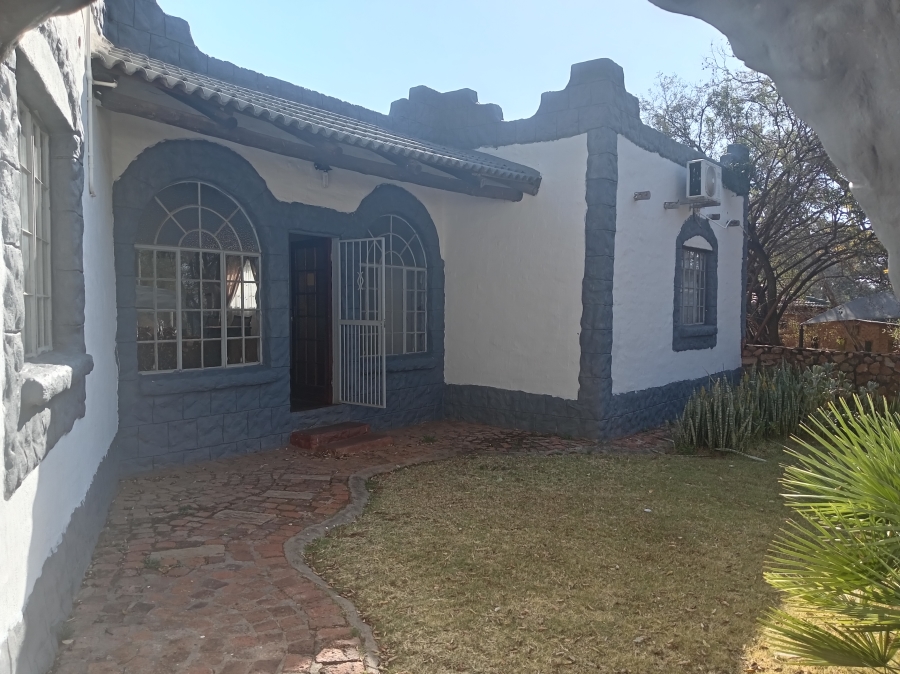 11 Bedroom Property for Sale in De Wildt North West